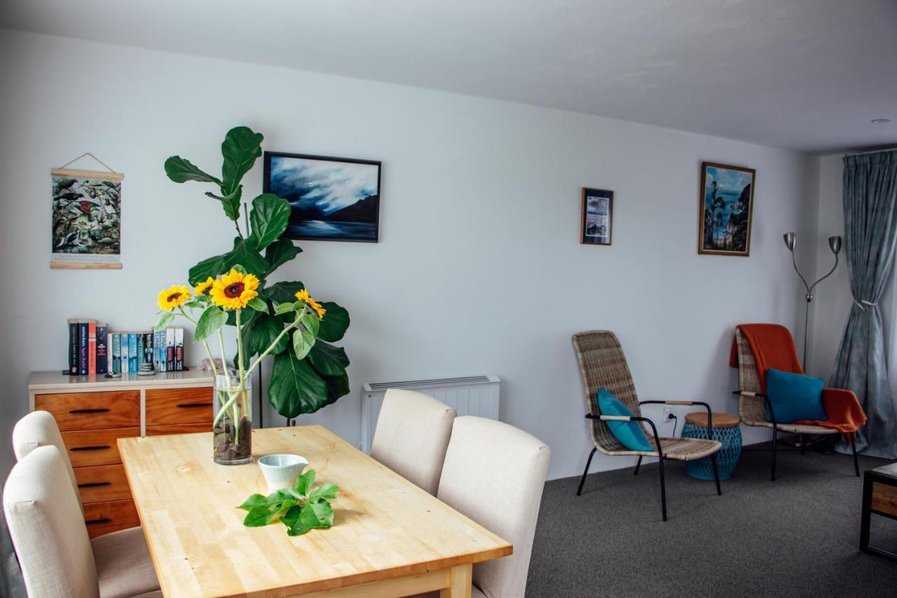 Luxury Stay, Alpaca Farm Paraparaumu Bagian luar foto